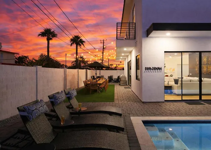 Holiday home Luxe - Nouveau - Sparkling Pool - Walk To Old Town Scottsdale