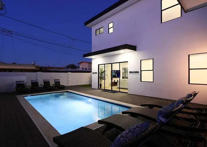 Luxe - Nouveau - Sparkling Pool - Walk To Old Town * Scottsdale