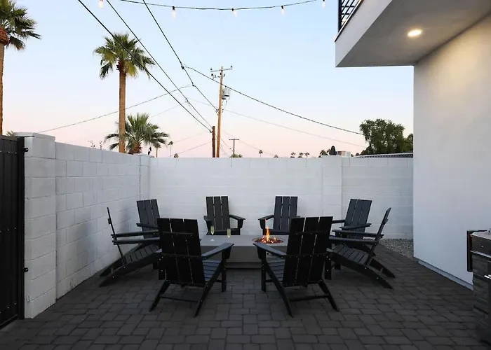 Holiday home Luxe - Nouveau - Sparkling Pool - Walk To Old Town *
